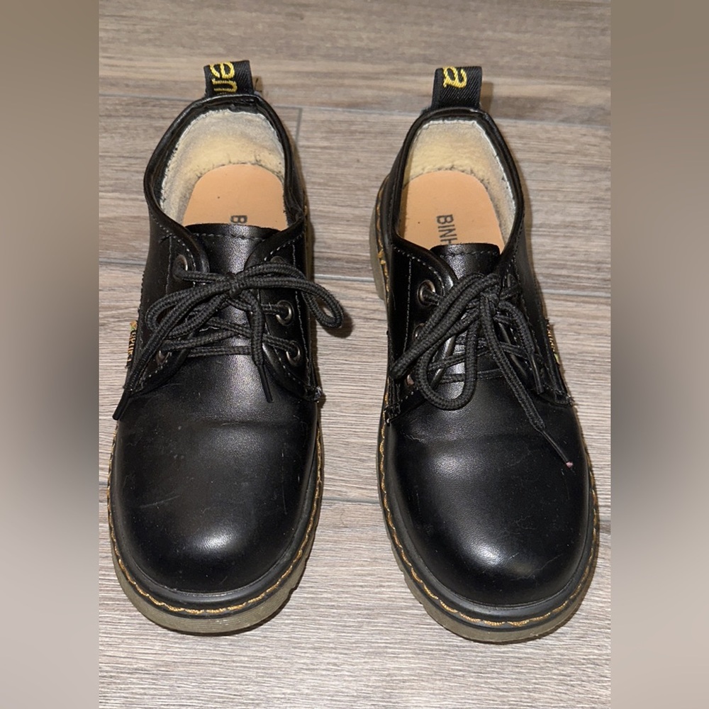 Martin style shoes